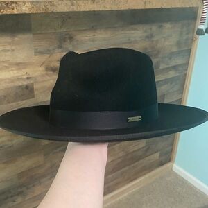 Gigi Pip Monroe Rancher sz. 57 s/m